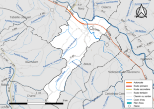 Carte en couleur présentant le réseau hydrographique de la commune