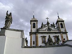 Basílica de Congonhas, Brasil, co as figuras do profeta Antonio Francisco Lisboa, «el Aleijadinho» (1796-1799)