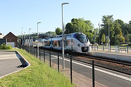 Rame Régiolis Dieppe-Rouen à Auffay en mai 2017.