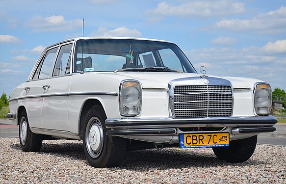 Mercedes-Benz W115 (created by 1bumer; nominated by FakeShemp)