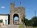 Porte Saint-Léger, au nord-est.