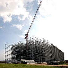 Costruzione di un edificio a struttura portante in acciaio