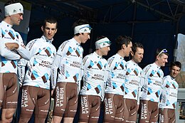 Deel van AG2R-La Mondiale tijdens de Boucles du Sud Ardèche-Souvenir Francis Delpech 2012