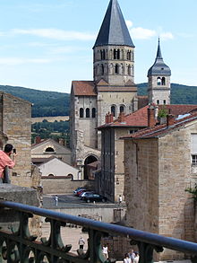 Abbey Cluny overview.JPG