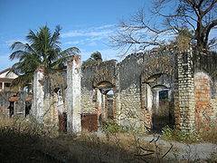 Vestiges de l'ancien comptoir colonial en 2008.