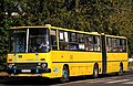 Ikarus тип 280.70E, пътуващ в град Катовице, Полша.