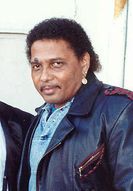 Aaron Neville in 1990