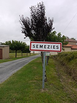 Skyline of Sémézies-Cachan