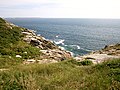 Un vallon échancrant les falaises à l'ouest de la colline de Ruvras (Ru Vraz).