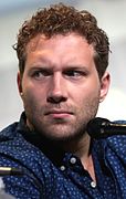 Jai Courtney est Captain Boomerang