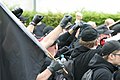 Els nacionalistes autònoms van adoptar tàctiques de manifestació del Black Bloc dels grups antifeixistes d'esquerra