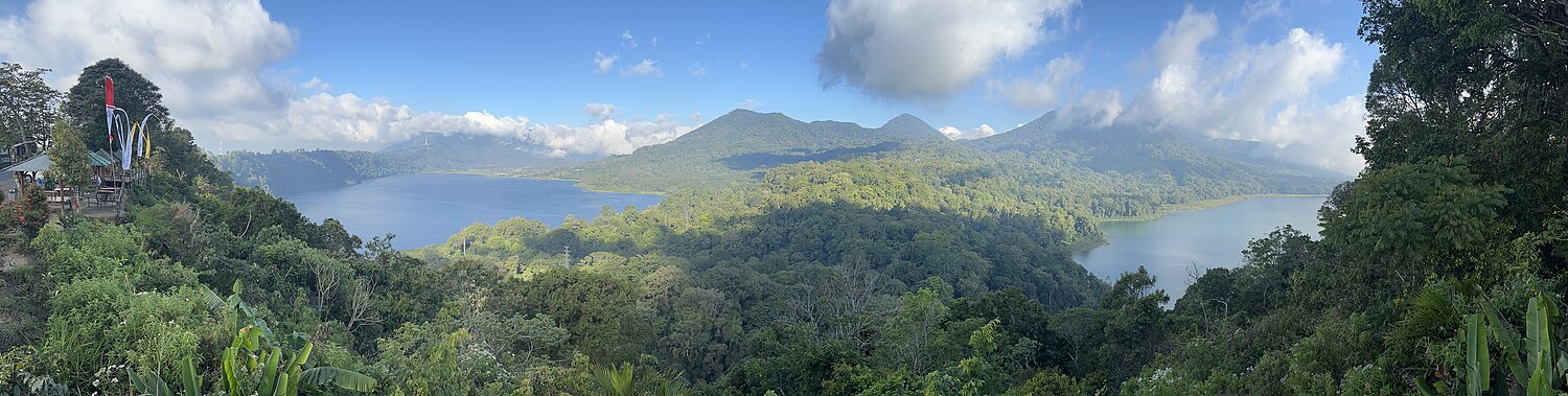 Die Seen Danau Buyan und Danau Tamblingan