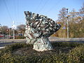 Beeld van de godin Sibylle door Hans van Bentem bij Station De Vink