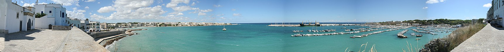 Panorama du port.