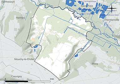 Carte en couleur présentant le réseau hydrographique de la commune