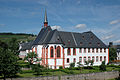 Cusanusstift, Ostansicht von der Moselbrücke aus