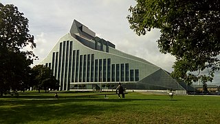 Bâtiment principal de la bibliothèque nationale