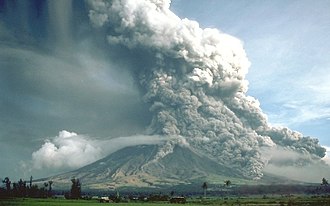 Llif pyroclastig yn Pilipinas- 1984