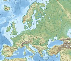 Mapa konturowa Europy, blisko centrum na dole znajduje się czarny trójkącik z opisem „Gutensteiner Alpen”