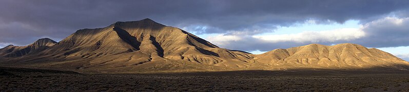 Hacha grande from papagayo pano