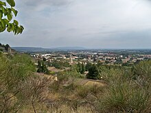 Usa ka kinatibuk-ang pagtan-aw sa Donzère