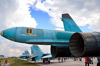 Su-34 bakifrån.