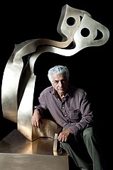 Parviz Tanavoli and his Lovers Heech