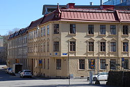 Landshövdingehusen i kvarteret Sångsvanen vid Holtermansgatan/Landalagatan.