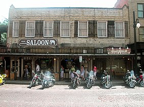 Il White Elephant Saloon di Fort Worth, Texas. Costruito nel 1884.