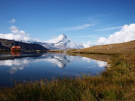 De Stellisee met de Matterhorn