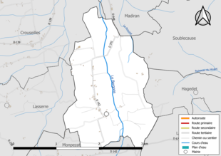 Carte en couleur présentant le réseau hydrographique de la commune