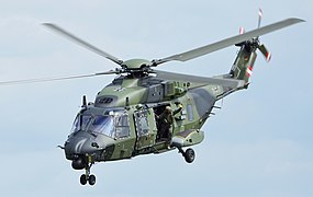 هلیکوپتر حمل و نقل NH-90