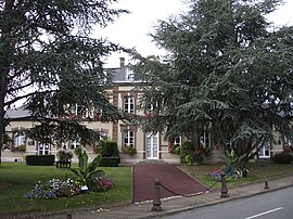 The town hall in Saint-Marcel