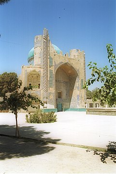 Ruševine Masjid Sabza ( "Zelene džamije"), nazvane po kupoli (jul 2001)