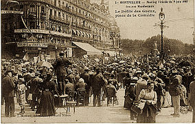 Les gueux, place de la Comédie.