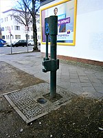 Schwengelpumpe nach Schliephacke (1960er Jahre) in Berlin-Reinickendorf