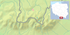 Mapa konturowa Tatr, w centrum znajduje się punkt z opisem „Karb”