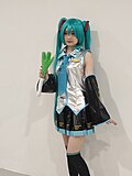 Cosplay de Hatsune Miku, un costume téléchargeable pour Sophie en contenu additionnel.