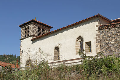 Église Saint-Paul sur les hauteurs du village.