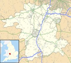 Mapa konturowa Worcestershire, u góry po prawej znajduje się punkt z opisem „Redditch”