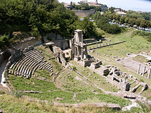 Volterra-TheatreRomain.jpg