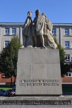 Emlékmű Simonyban