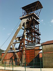 Chevalement de l'ancienne mine du Puits Ricard