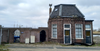 Brugwachtershuisje met dienstwoning