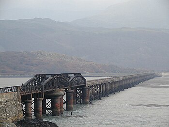 Pont reilffordd Abermaw