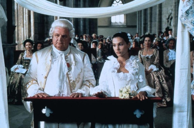 Virginie Ledoyen and Jean-Louis Richard in La vie de Marianne (1995)