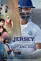 Pankaj Kapur, Shahid Kapoor, and Mrunal Thakur in Jersey (2022)