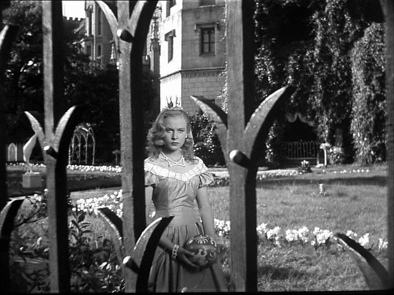 Alena Vránová in The Proud Princess (1952)