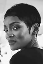 Caroline Chikezie