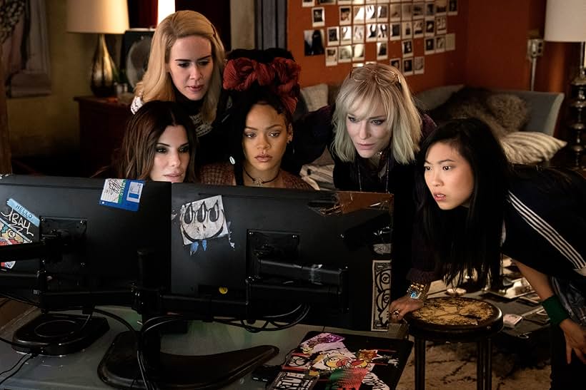 Sandra Bullock, Cate Blanchett, Sarah Paulson, Rihanna, and Awkwafina in Ocean's Eight (2018)